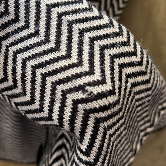 Katie & Elie‎ 100% Merino Wool chevron sweater/blazer/cardigan size M - Picture 5 of 9